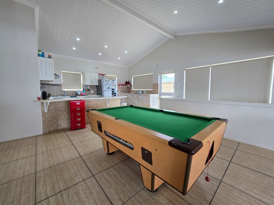 5 Bedroom Property for Sale in Jongensfontein Western Cape